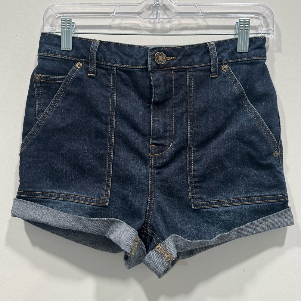 Free People high waisted Jean shorts. Size 27 denim.